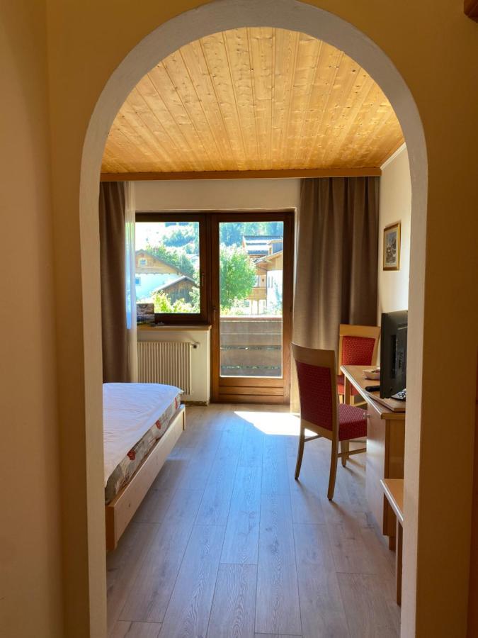 Hotel Garni LIVING Innichen Exterior foto