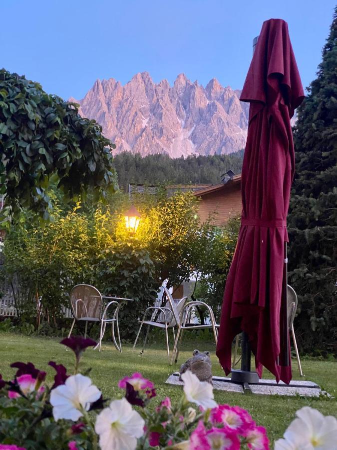 Hotel Garni LIVING Innichen Exterior foto